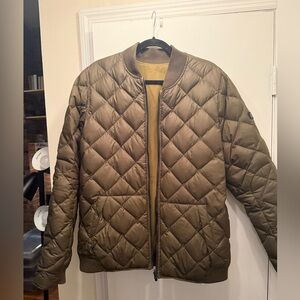 Nike Men's Quilted reversible Bomber Jacket - Olive